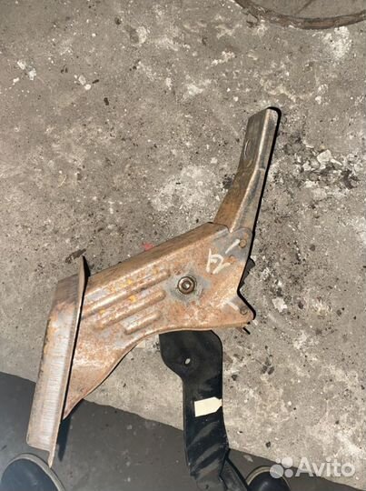 Педаль тормоза nissan almera N16