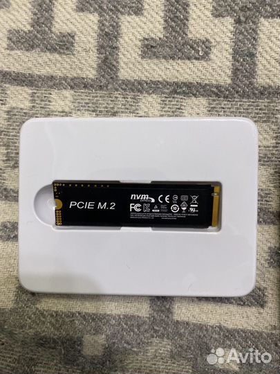 Твердотельный накопитель