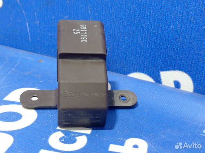 Реле Ford Focus 1 седан 2003