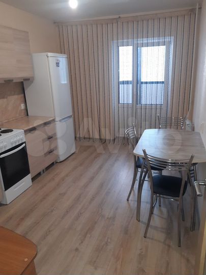 2-к. квартира, 60 м², 6/17 эт.