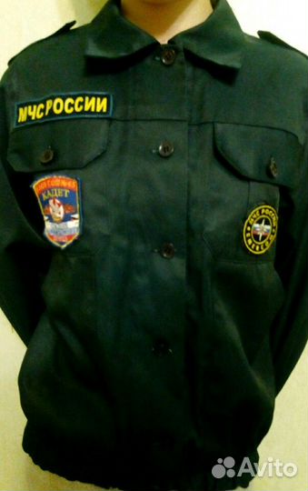 Китель+ берет в отличном состоянии для 5 - 6 класс