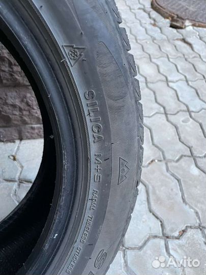 Triangle TR777 215/55 R17