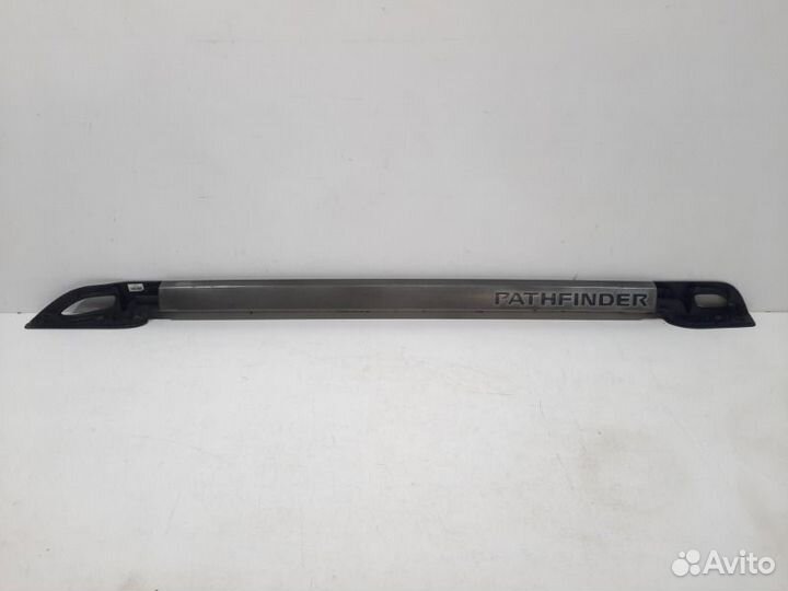 Рейлинг на крышу левый Nissan Pathfinder S51