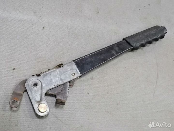 Рычаг стояночного тормоза Volvo 343 1984-1991
