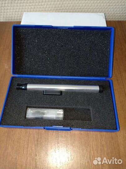 Вакуумный держатель радиодеталей