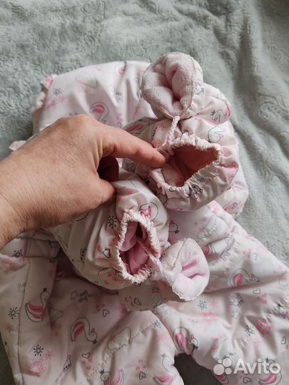 Зимний комбинезон для девочки