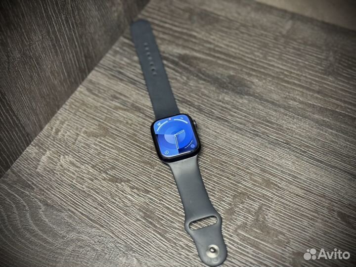 Часы Apple Watch Series 7 45 mm