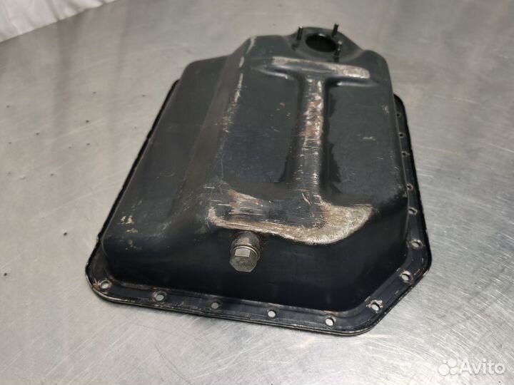 Поддон масляный двигателя BMW 7-serie E32