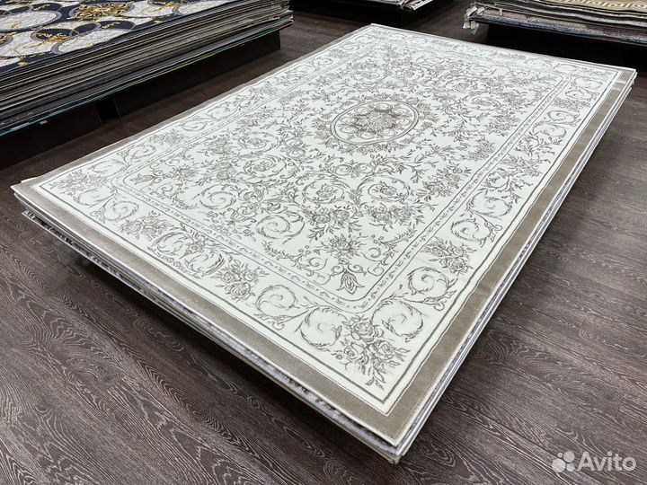 Ковер новый, классический 2х3