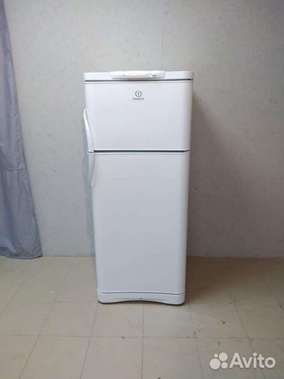 Холодильник Indesit б/у с гарантией