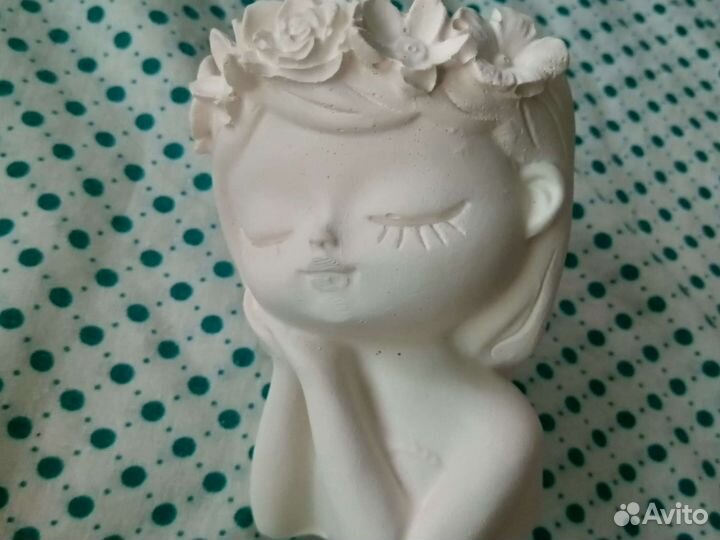 Статуэтка, кашпо, подсвечник