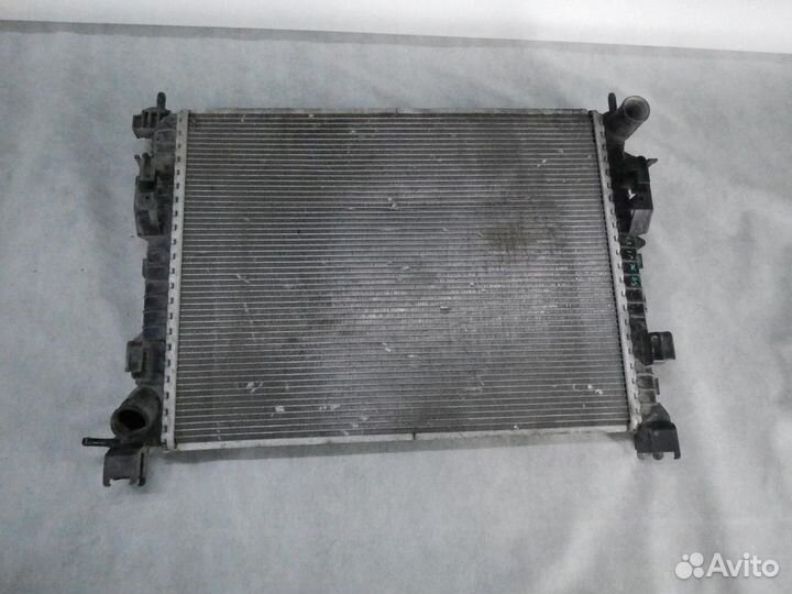 Радиатор охлаждения Renault Kaptur (2016-н.в.)