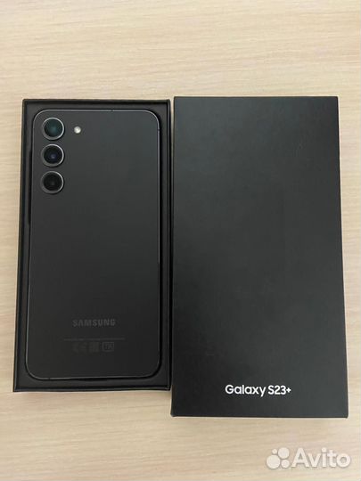 Samsung Galaxy S23+, 8/256 ГБ