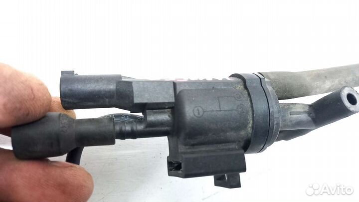 Электромагнитный клапан вакуума Mercedes Benz E200