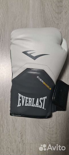 Боксерские перчатки 12 oz everlast