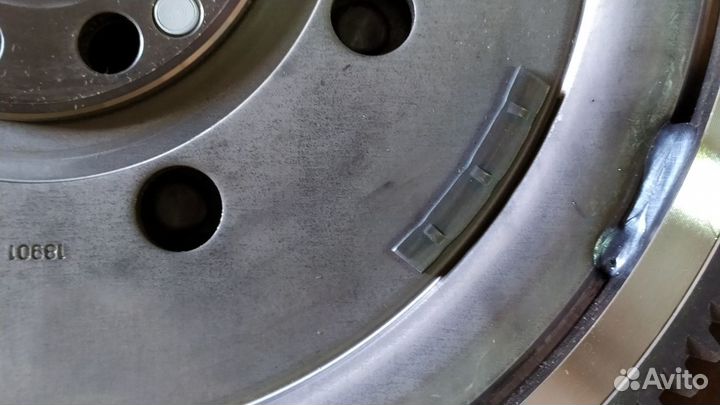 Двухмассовый Маховик LUK 415032510