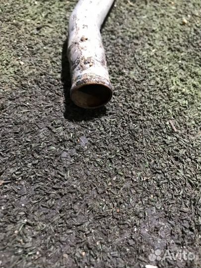 Трубка отопителя Mercedes-Benz E-Class W124 M111