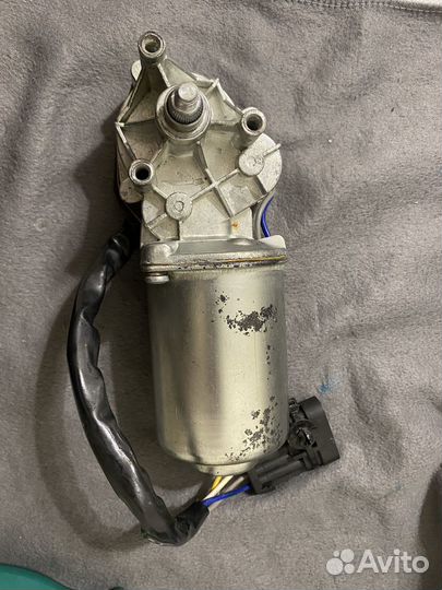 Моторчик стеклоочистителя гранта