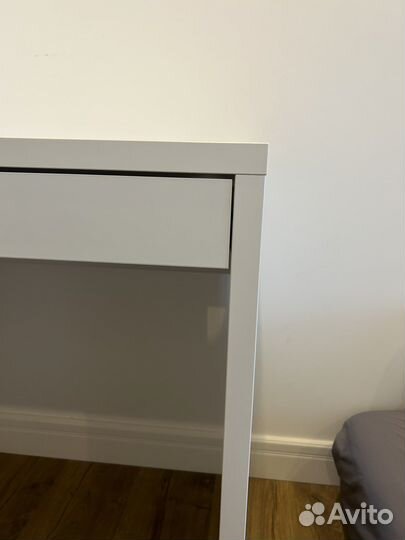 Компьютерный стол IKEA mikke