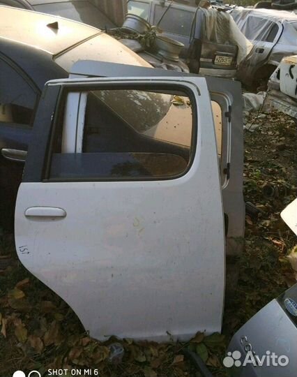 Дверь задняя правая Toyota Funcargo NCP 25