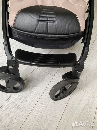Прогулочная коляска Peg perego book