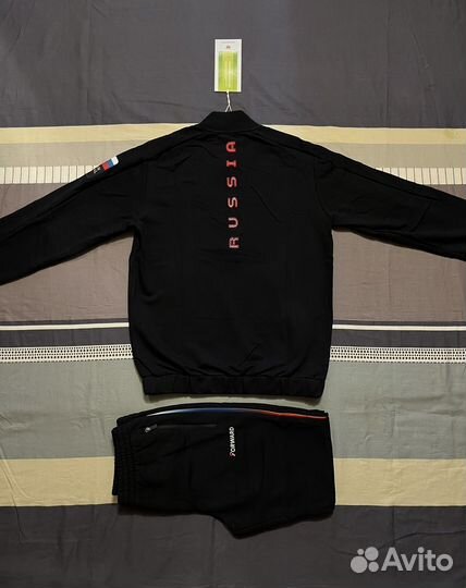 Новый оригинальный костюм forward Russia