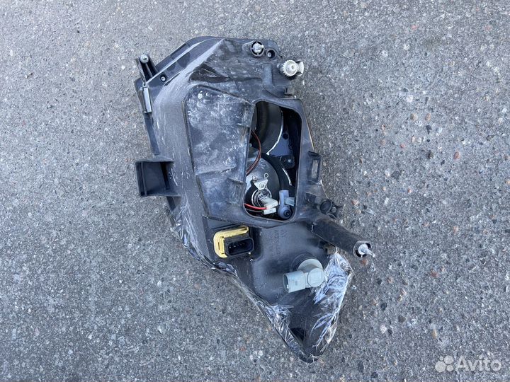 Фара правая на УАЗ Патриот