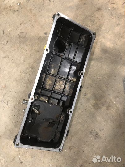 Клапанная крышка renault logan