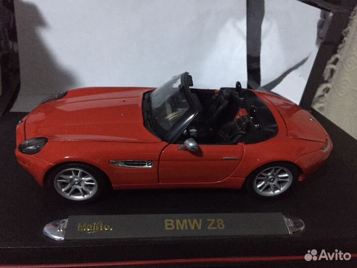 BMW z8 масштаб 1/18