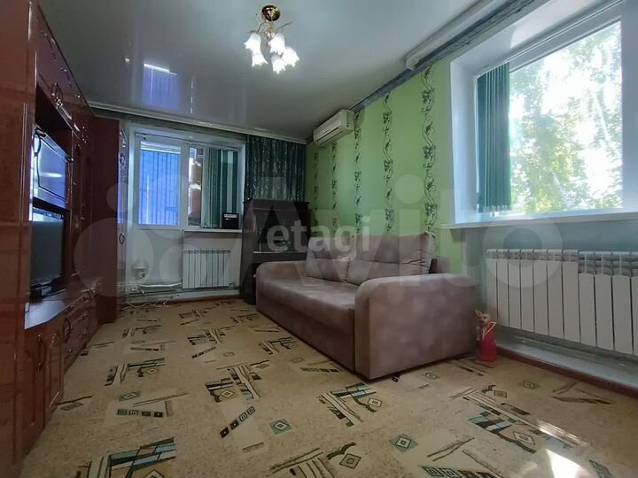 2-к. квартира, 44 м², 3/3 эт.