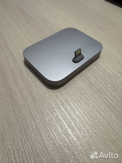 Док станция для iPhone