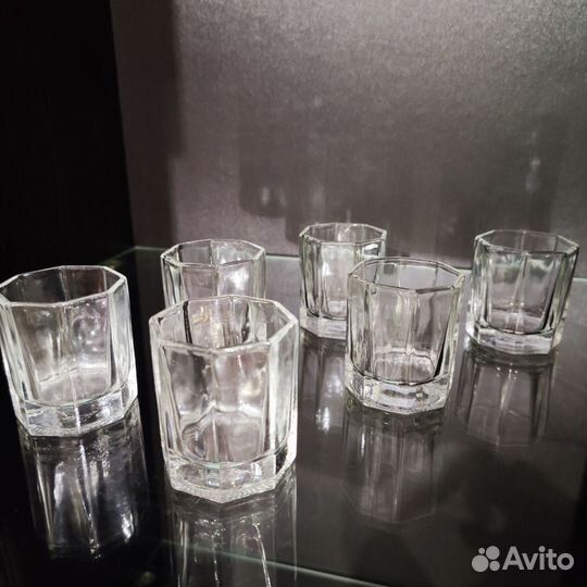 Стеклянные стопки