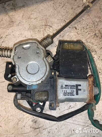 Стеклоподъемник передний правый Mitsubishi Galant