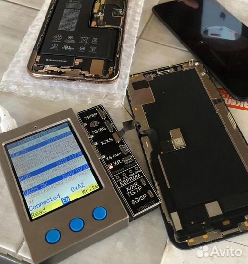 Ремонт телефонов iPhone с выездом мастера на дом