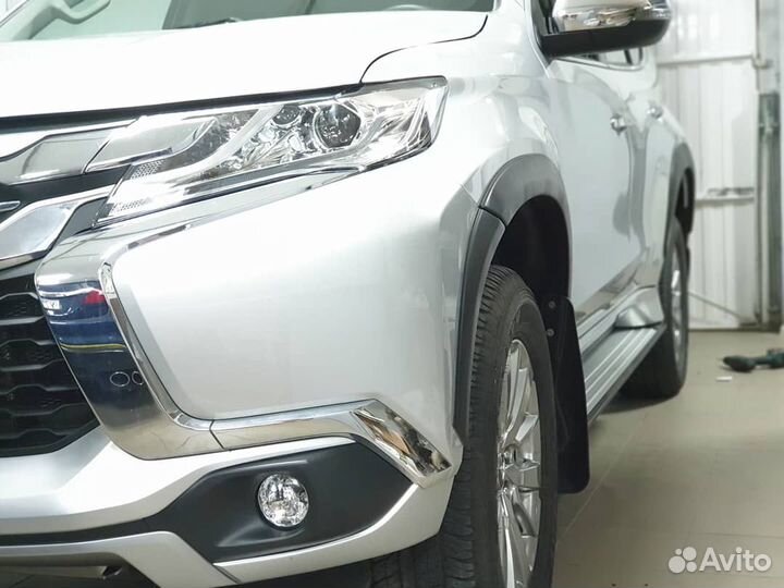 Накладки на арки Mitsubishi Pajero Sport 3