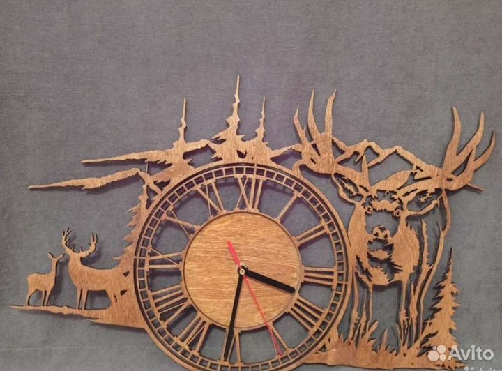Настенные часы из дерева