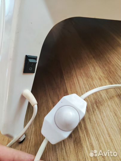 Подставка для маникюра с пылесосом, вентилятором