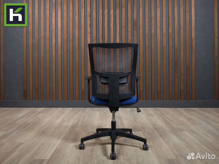 Компьютерное креслое офисное / Компьютерный стул