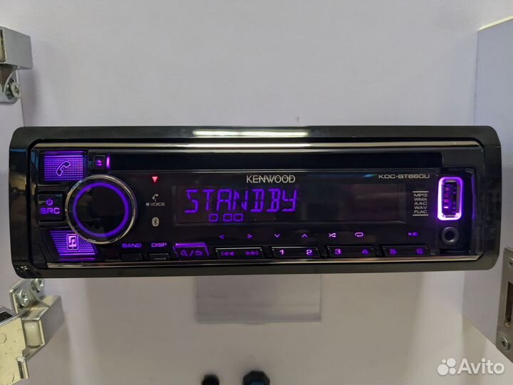 Магнитола Kenwood KDC-BT660U