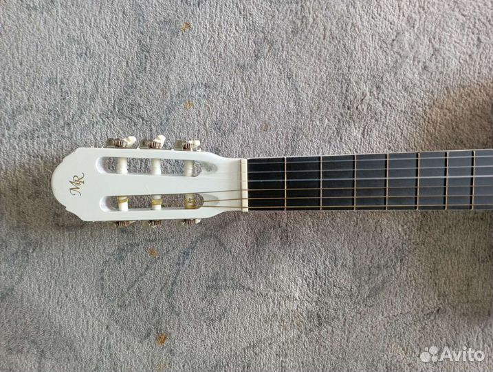 Классическая гитара Martin Romas