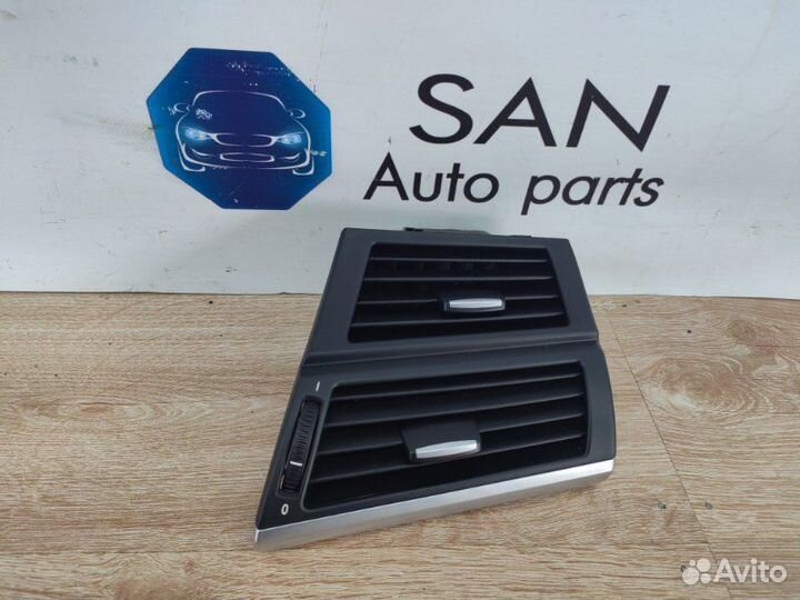 Дефлектор воздушный передний правый Bmw X5 E70