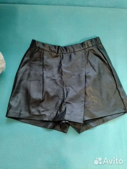 Кожаные шорты
