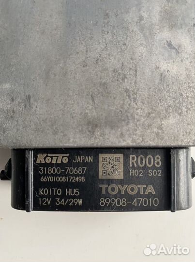 Компьютер правой фары Toyota Prius 50 ZVW50 2Zrfxe