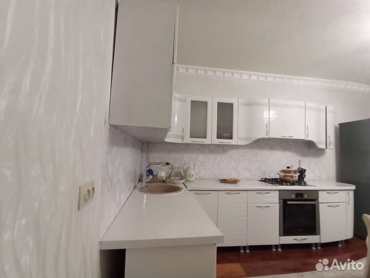 Кухонный гарнитур кухня бу угловой с плитой