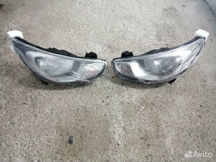 Фара Hyundai Solaris 10-14