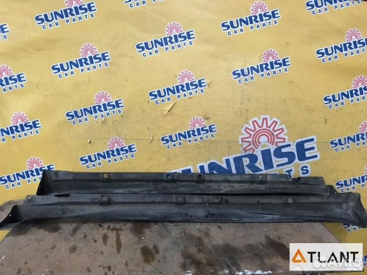 Порог toyota vitz