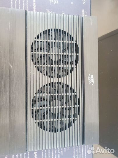 Подставка для охлаждения ноутбука Deep kool