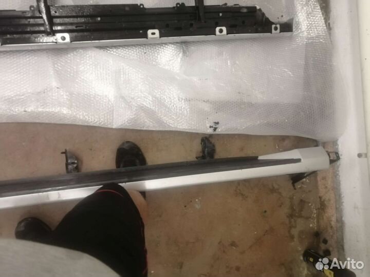 Подножки оригинал паджеро 4