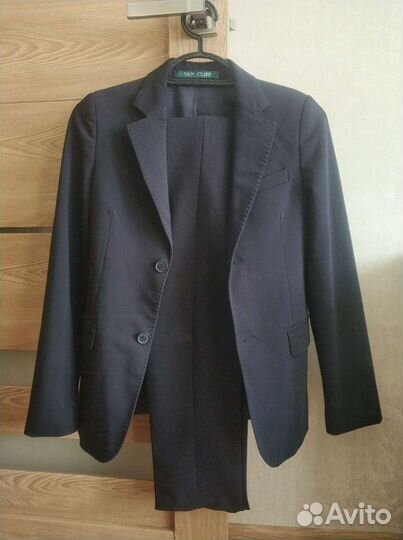 Костюм школьный