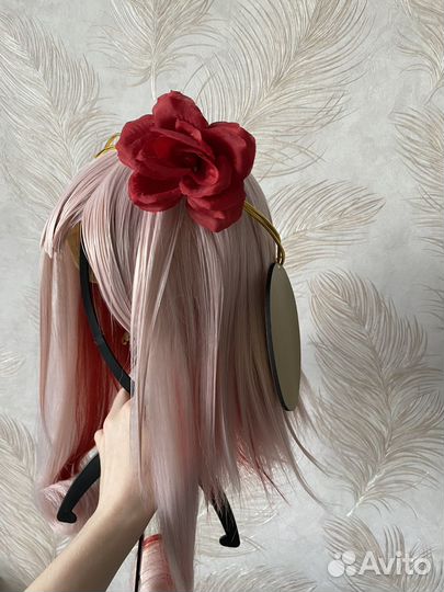 Косплей на Судьбу из аниме Такт. Опус